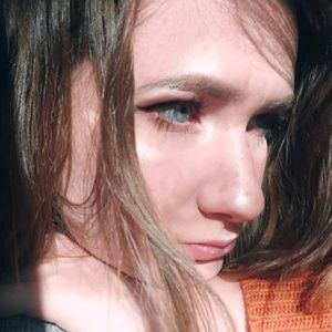 Meet your Posher, Charlotte